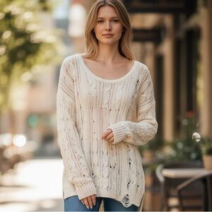 Abercrombie & Fitch White Long Sleeve Sweater Slightly Destroyed Style